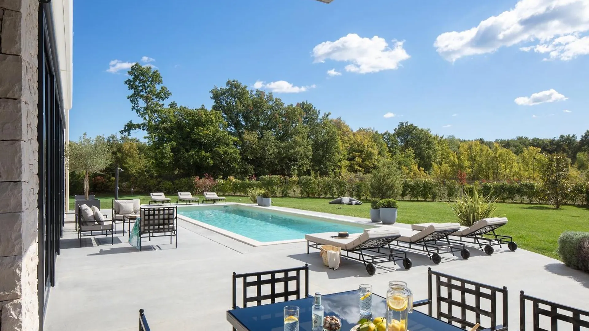 Astounding Istra Villa 4 Bedrooms Villa Mediterranean Influence Private Pool Mini Golf Course Святой Ловреч Пазенатички Хорватия